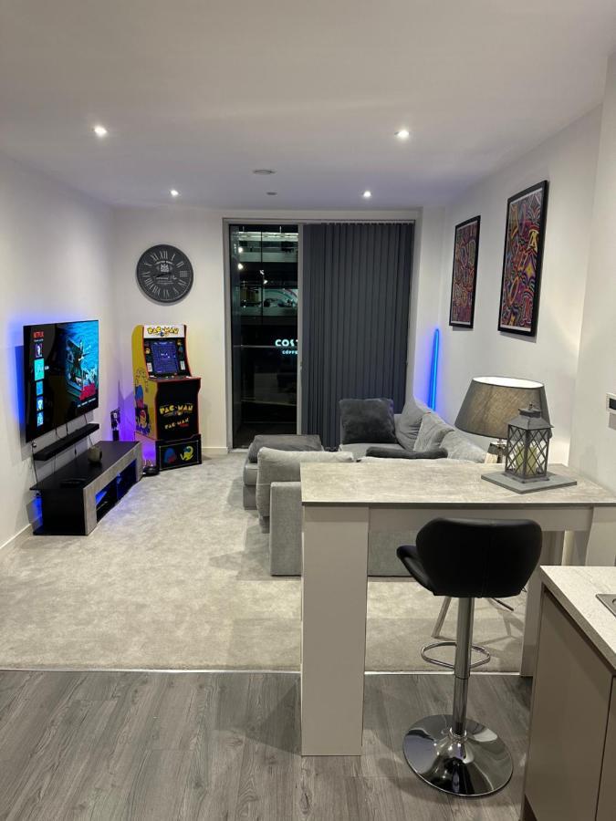 Luxury 1 Bedroom Media City * Manchester